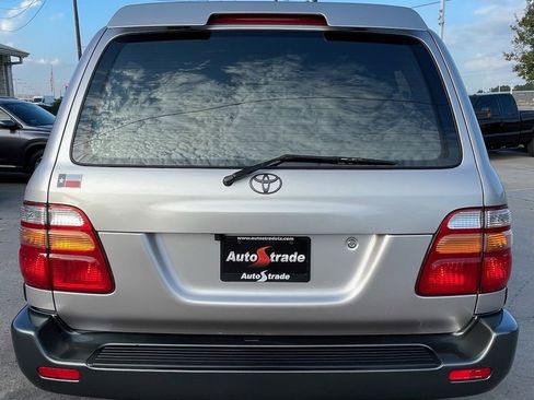 Used 1999 Toyota Land Cruiser image 11