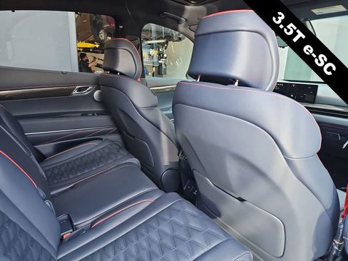 Certified 2026 Genesis GV80 3.5T e-SC AWD/4WD image 16