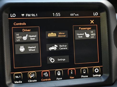 Used 2023 Jeep Wrangler Unlimited w/ Sun & Screen Package AWD/4WD image 32