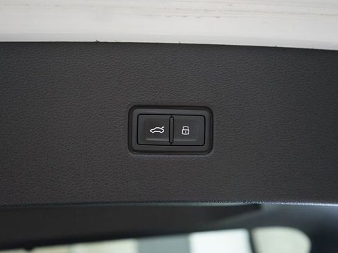 Used 2023 Audi Q8 Premium Plus AWD/4WD image 65