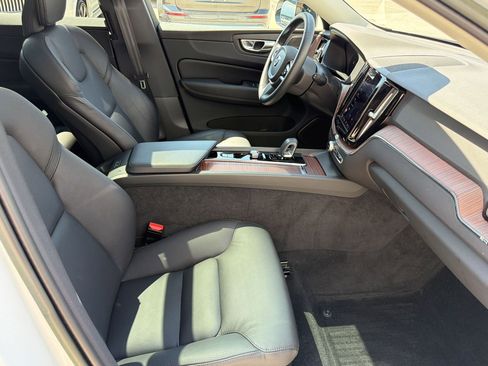 Used 2023 Volvo XC60 B5 Plus w/ Climate Package image 30