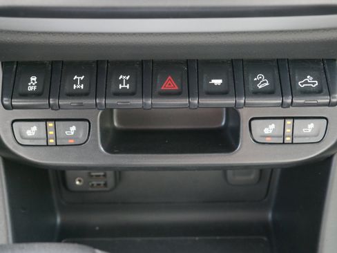 Certified 2021 Chevrolet Colorado ZR2 w/ Colorado ZR2 Bison Edition image 20