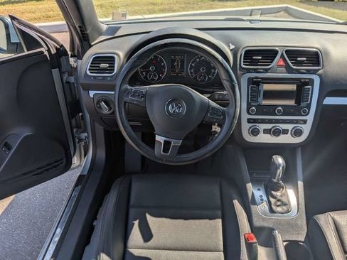 Used 2014 Volkswagen Eos Komfort FWD image 15