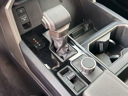 Used 2022 Toyota Tundra SR5 AWD/4WD image 25