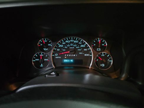 Used 2017 GMC Savana 4500 image 22