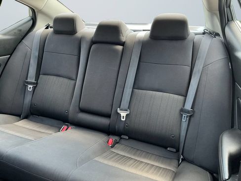 Used 2024 Nissan Altima 2.5 SV FWD image 14