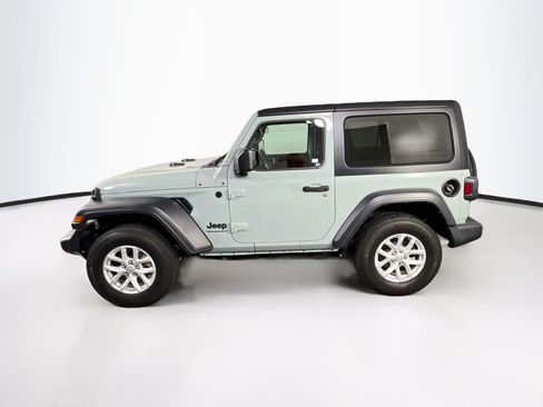 Used 2023 Jeep Wrangler Sport AWD/4WD image 8