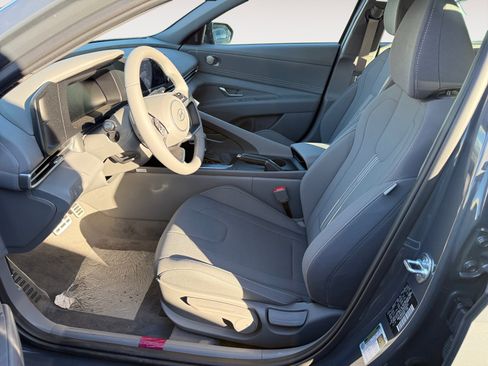 New 2025 Hyundai Elantra Sport image 10