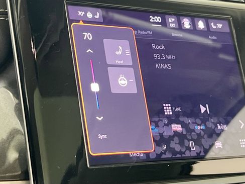 Used 2023 Jeep Grand Cherokee Laredo w/ Luxury Tech Group I image 19