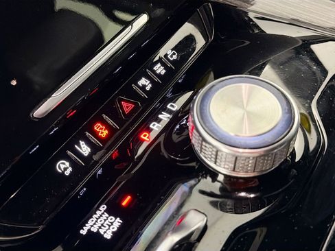 Used 2022 Jeep Wagoneer Series II image 17