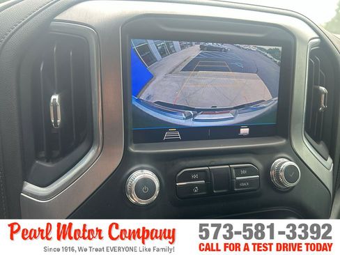 Certified 2022 GMC Sierra 2500 SLE w/ SLE Value Package; AWD/4WD image 18