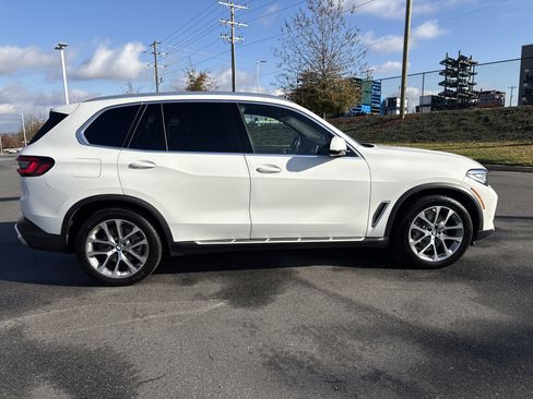 Used 2023 BMW X5 sDrive40i image 10