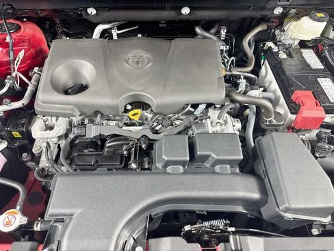 Used 2025 Toyota RAV4 XLE w/ Convenience Package AWD/4WD image 32