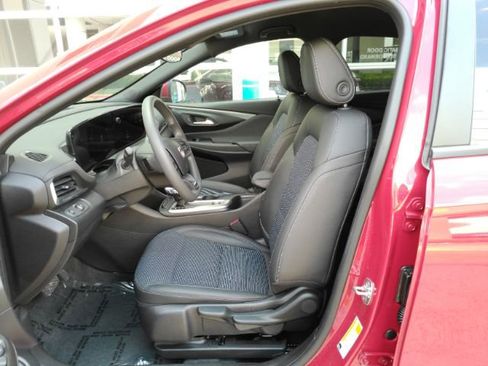Used 2026 Buick Envista Preferred FWD image 14