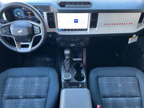 New 2025 Ford Bronco Heritage Edition image 10