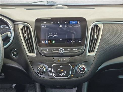 Used 2024 Chevrolet Malibu LS FWD image 14