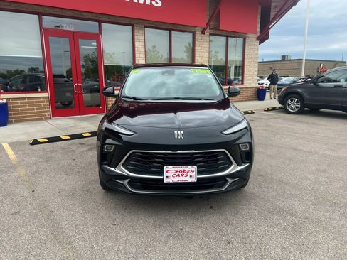 Used 2024 Buick Encore GX Preferred FWD image 2