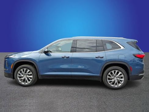 Used 2025 Buick Enclave Preferred image 7