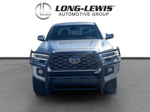 Used 2023 Toyota Tacoma TRD Off-Road w/ TRD Premium Off Road Package image 8