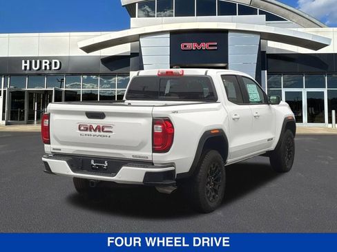 New 2026 GMC Canyon Elevation w/ Convenience Package image 4