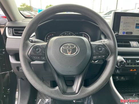 Certified 2025 Toyota RAV4 XLE FWD image 22