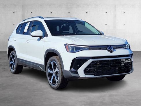 New 2025 Volkswagen Taos SEL image 1