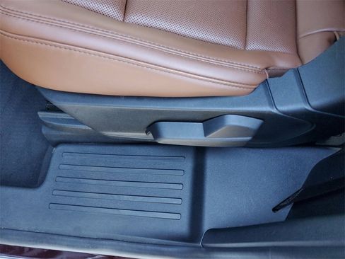 Certified 2023 Lincoln Aviator Reserve w/ Equipment Group 201A image 13