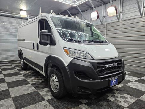 Used 2023 RAM ProMaster 1500 w/ Interior LED Lighting Group FWD image 3
