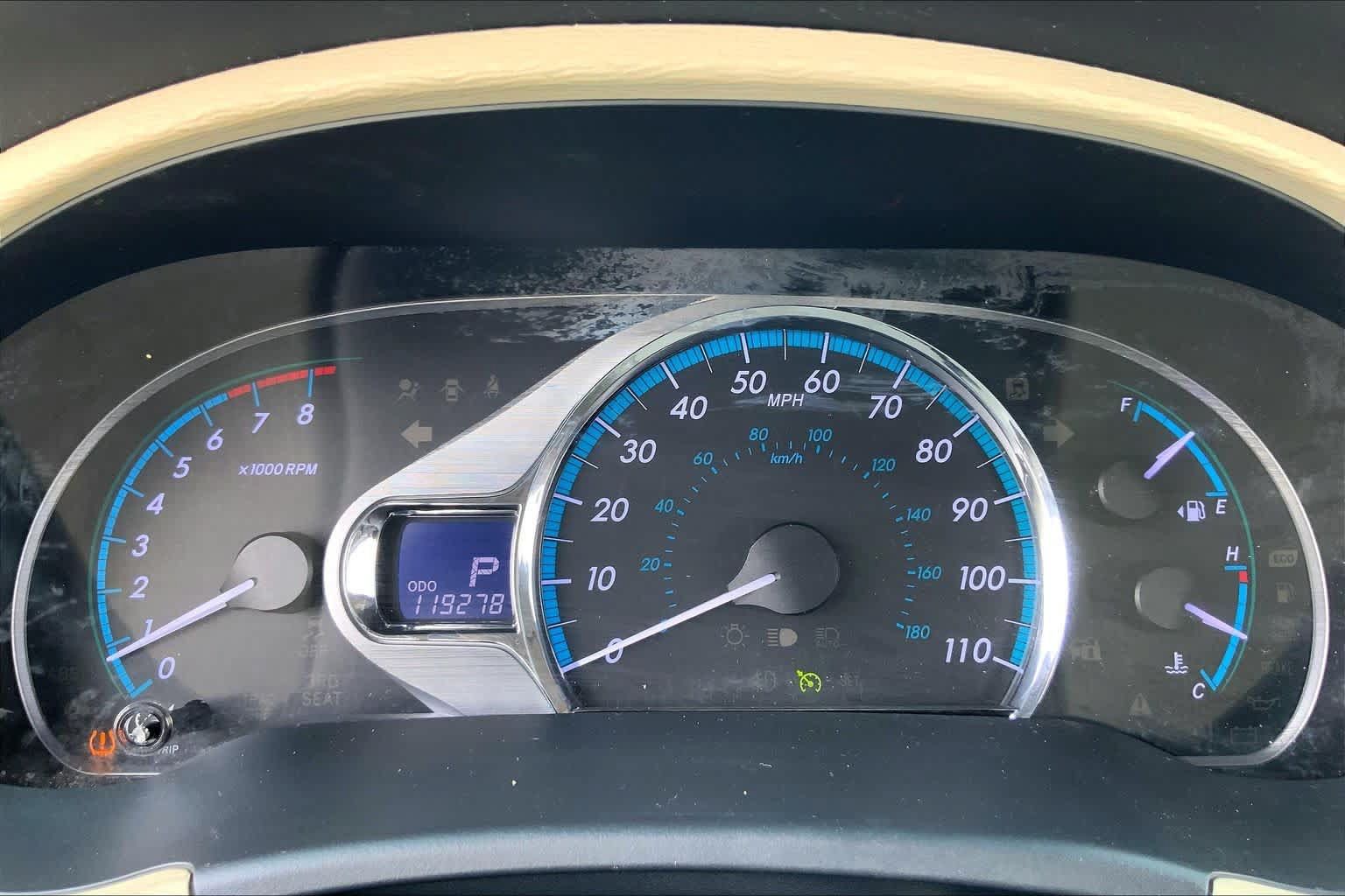 Used 2011 Toyota Sienna XLE w/ XLE Navigation Pkg FWD image 24
