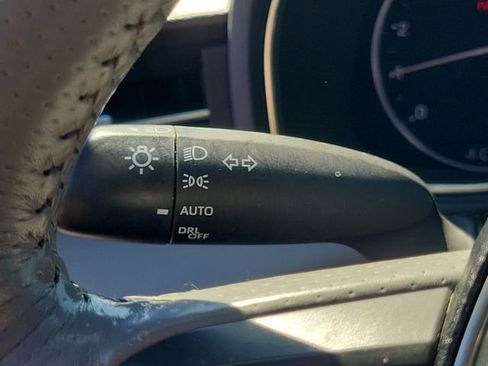 Used 2022 Toyota Avalon Limited w/ Advanced Safety Package image 34