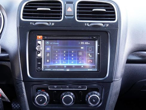 Used 2010 Volkswagen Jetta TDI FWD image 53