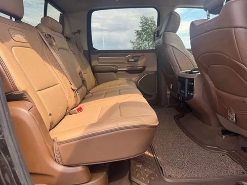 Used 2019 RAM 1500 Laramie Longhorn AWD/4WD image 17