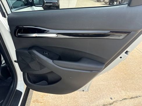 Used 2022 Kia Seltos S FWD image 19