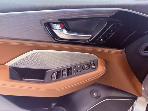 Used 2023 Acura MDX SH-AWD w/ Advance Package image 25