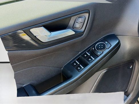 Used 2023 Ford Escape ST-Line image 22