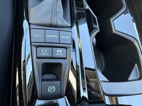 New 2026 Toyota Camry XLE AWD/4WD image 21