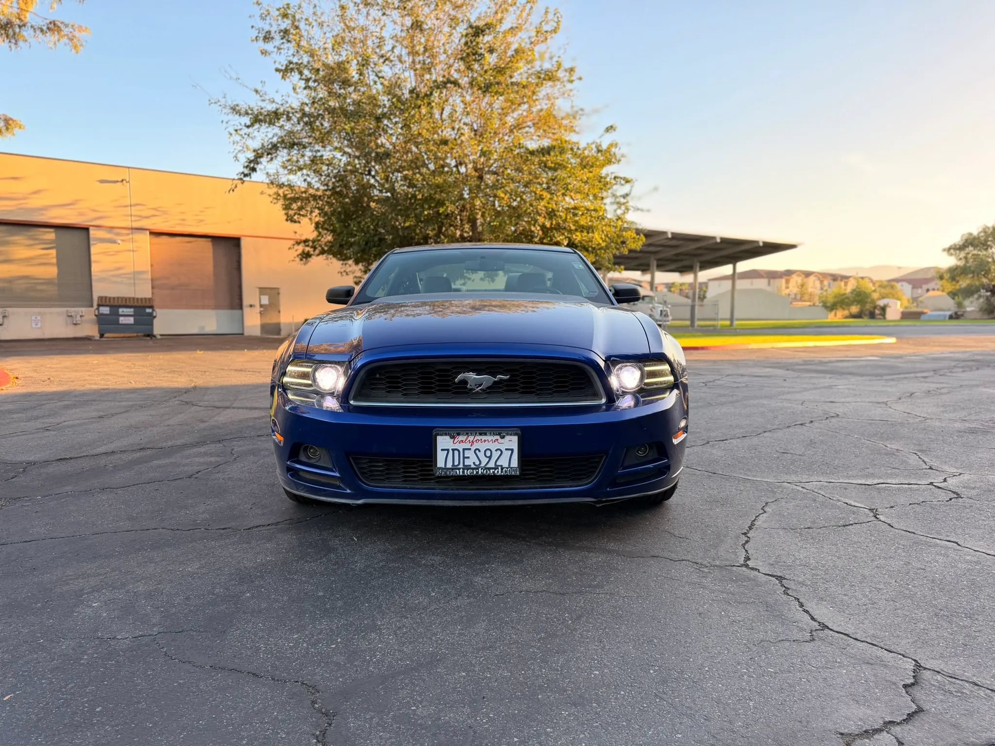 Used 2013 Ford Mustang Coupe RWD image 2