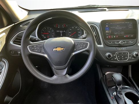 Used 2023 Chevrolet Malibu LT image 8