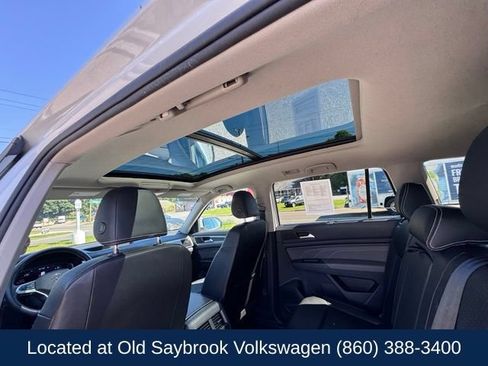 Used 2023 Volkswagen Atlas SEL AWD/4WD image 19