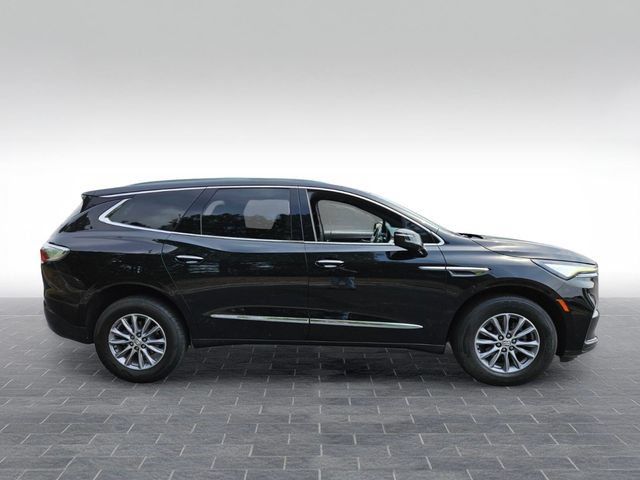 Used 2023 Buick Enclave Essence FWD image 4