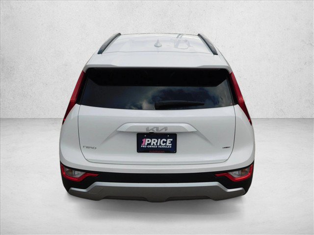 Used 2025 Kia Niro LX FWD image 11