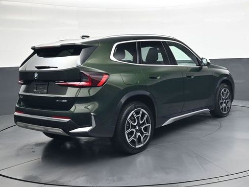 Used 2024 BMW X1 xDrive28i image 4