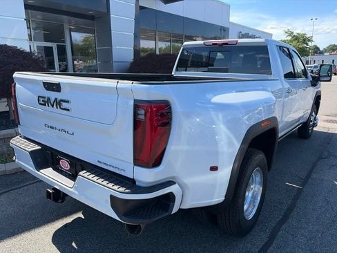 New 2026 GMC Sierra 3500 Denali Ultimate w/ Snow Plow Prep/Camper Package AWD/4WD image 3