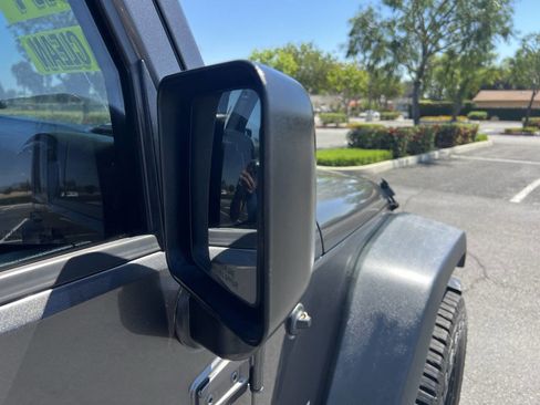 Used 2016 Jeep Wrangler Unlimited Sport w/ Connectivity Group image 21