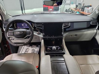 Used 2023 Jeep Wagoneer L Series II w/ Convenience Group I