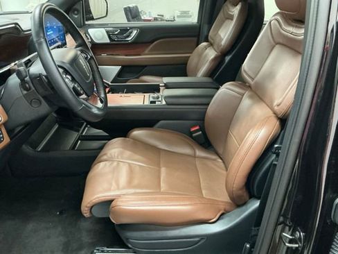 Used 2024 Lincoln Navigator L Reserve AWD/4WD image 12