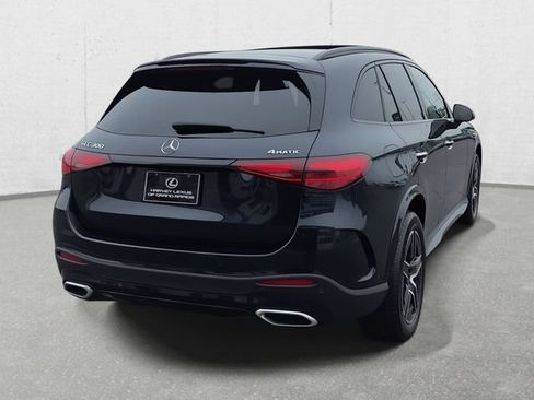 Used 2023 Mercedes-Benz GLC 300 4MATIC image 5