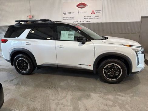 New 2026 Nissan Pathfinder Rock Creek image 2