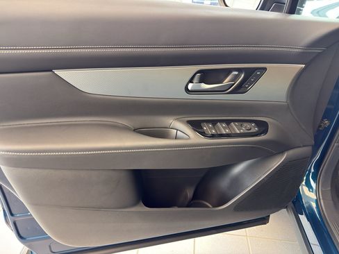 New 2026 Nissan Murano SL image 13