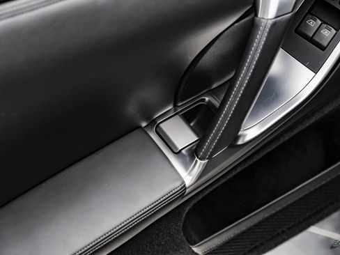 Used 2009 Nissan GT-R Premium image 90